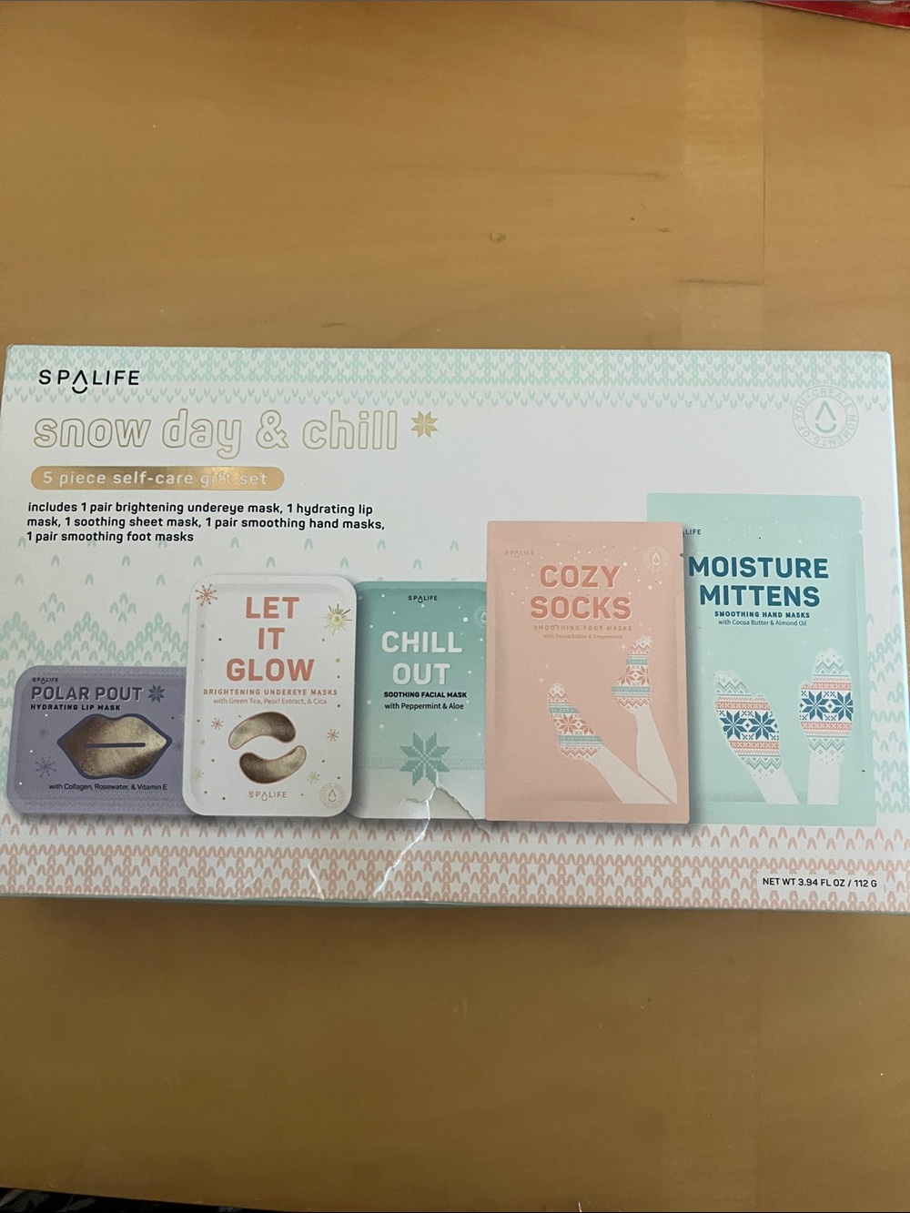 Alife 5-Piece Self-Care Gift Set - White & Black